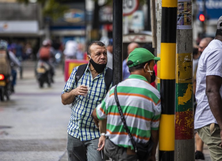 A mayo, según el Dane, el desempleo en Colombia fue de 21,4 %. Foto Carlos Velásquez