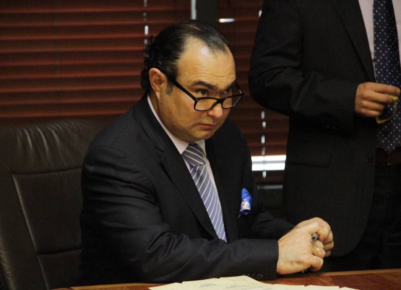 El abogado Abelardo de la Espriella, quien representa al magistrado Jorge Ignacio Pretelt, confirmó que el jurista decidió apartarse temporalmente. FOTO COLPRENSA