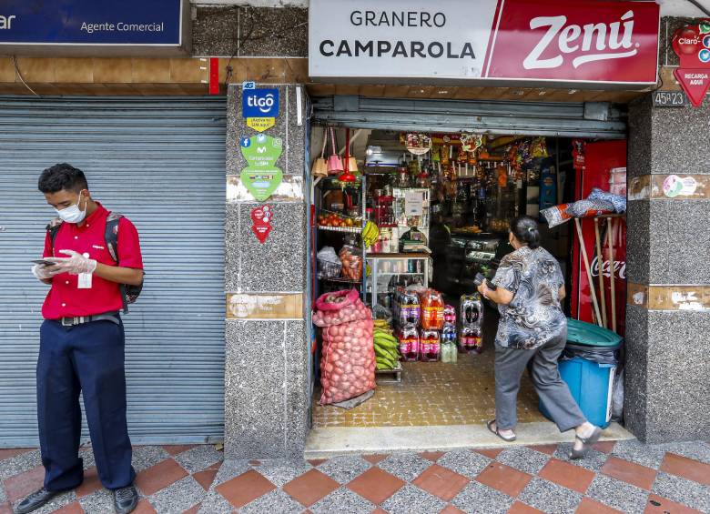 El comercio es uno de los sectores impactados negativamente por el covid-19. Foto Jaime Pérez 