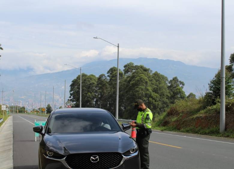 También, informó la Policía, se inmovilizaron 19 buses que pretendían salir de las ciudades capitales. FOTO: Cortesía