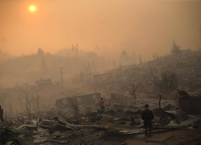 La dimensión de los incendios no tiene precedentes en el país austral. FOTO AFP
