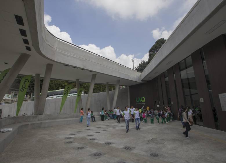 La UVA de San Cristóbal beneficia a 30 mil habitantes de este corregimiento del occidente de la ciudad. FOTO Donaldo Zuluaga