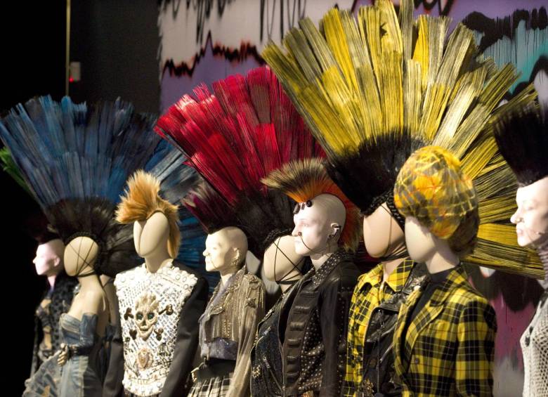 La exhibición es la primera que el Grand Palais dedica a la moda. FOTO Reuters