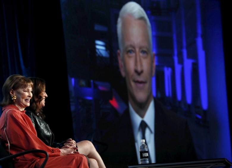En 2016 HBO estrenó un documental sobre la vida de Vanderbilt. Anderson Cooper estuvo presente. FOTO Reuters