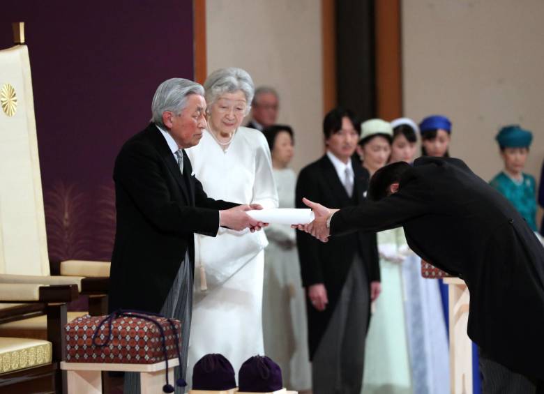 Aunque la posesión formal fue hoy, los actos de recibimiento del nuevo emperador Naruhito se extenderán hasta el 14 de octubre .FOTOS afp