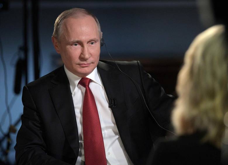 Frente a los nexos de su gobierno con la campaña de Donald Trump, el presidente ruso, Vladimir Putin, dijo que sostuvo un breve encuentro con el exasesor de seguridad nacional de Estados Unidos, Michael Flynn, según extractos de una entrevista que saldrá al aire este domingo en CNN. FOTO REUTERS