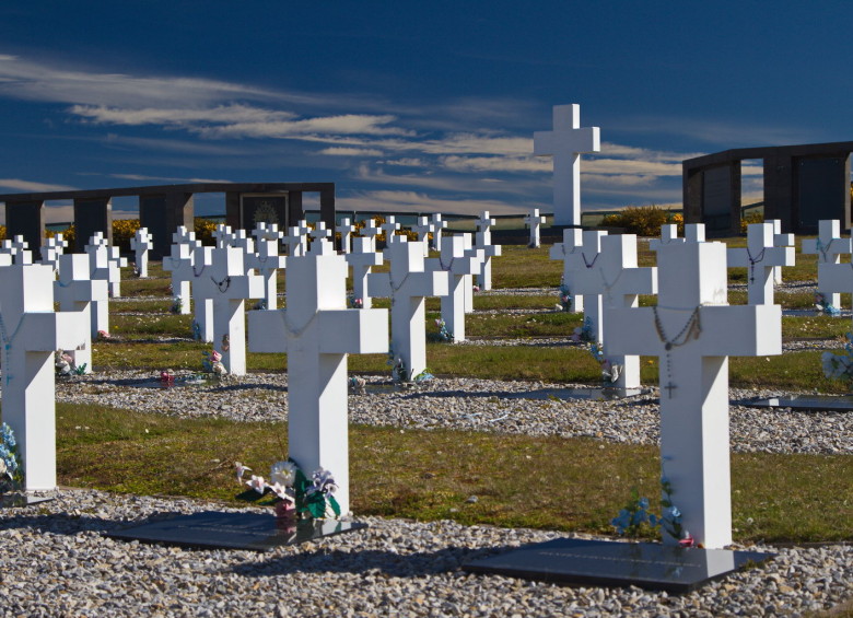 El cementerio argentino de Darwin es administrado por familiares de los caídos. FOTOS c. harris