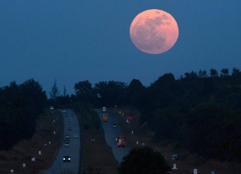 La Luna se acercó a 357.497 kilómetros