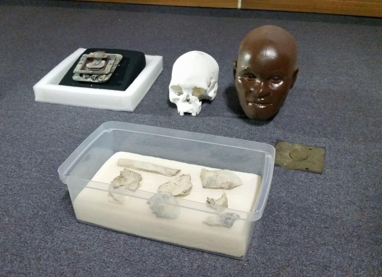 Restos del cráneo de Luzia, los más antiguos descubiertos en Sudamérica, que fueron hallados en medio de los escombros del Museo Nacional de Río de Janeiro, el mayor de Brasil. Foto EFE