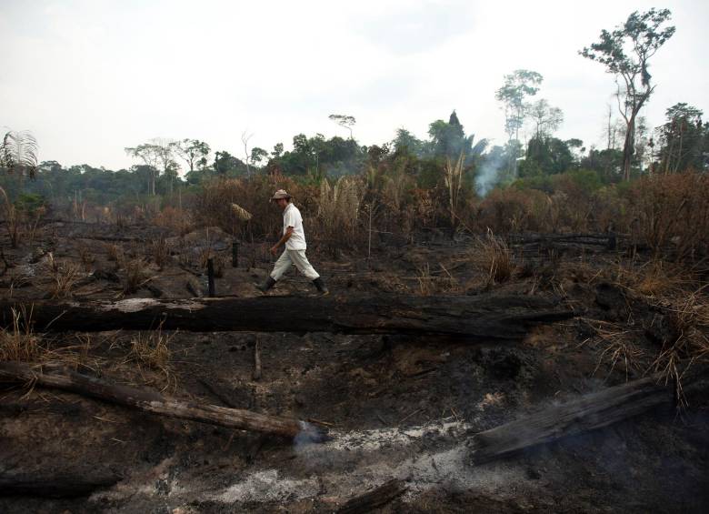 Zona devastada por incendios en Porto Velho, Brasil. Foto EFE
