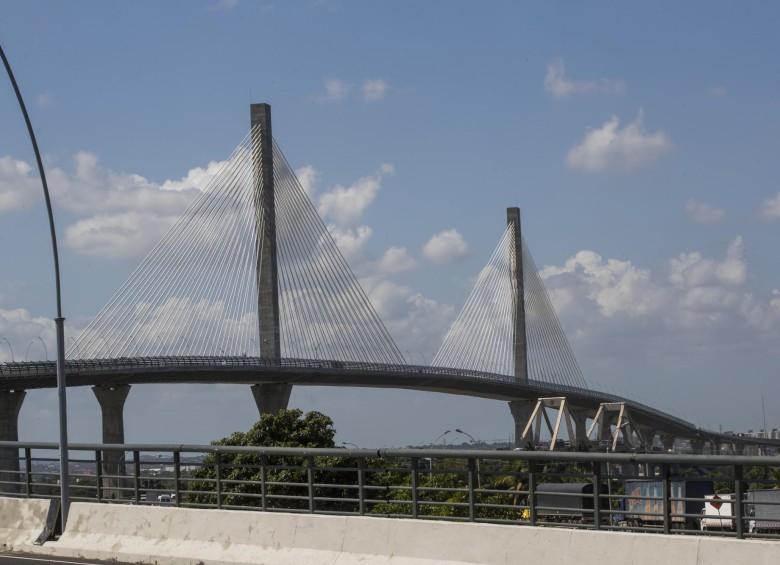 El puente Pumarejo atraviesa el río Magdalena en Barranquilla y Soledad en el departamento de Atlántico y que permitirá la navegabilidad del río.Foto: Esteban Vanegas Londoño