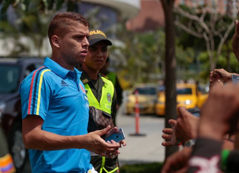 Cuéllar es el único jugador que milita en el extranjero en la convocatoria para el amistoso benéfico. FOTO Archivo Colprensa