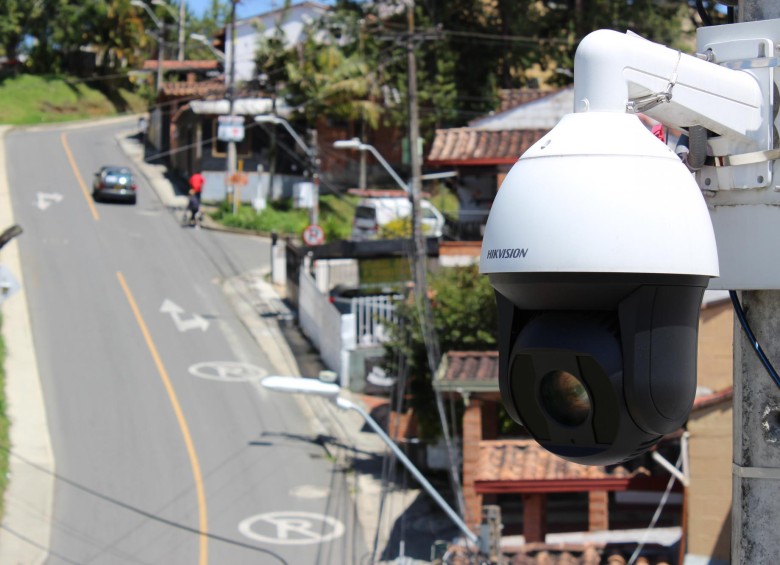 Con las nuevas, Rionegro queda con 333 cámaras de vigilancia, lo cual fortalecerá su lucha contra el delito. FOTO CORTESÍA