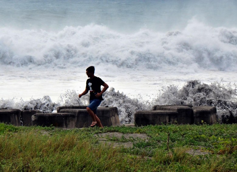 El tifón Mangkhut tendría los efectos de Haiyan, en 2013, que dejó 7.000 víctimas. FOTO AFP