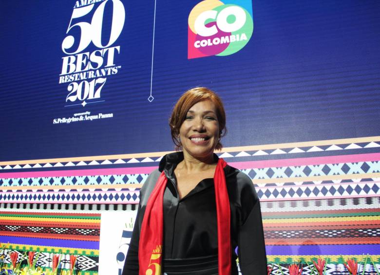 Leonor Espinosa fue galardonada como la mejor chef. FOTO Colprensa