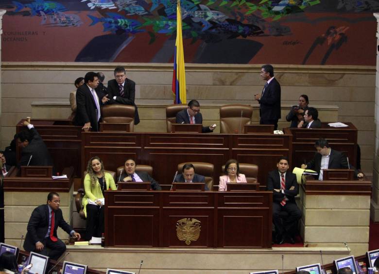 El informe de objeciones presidenciales fue aprobado por unanimidad, esto es, 112 votos a favor.