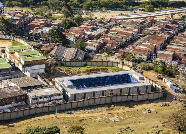 El Comité Internacional de la Cruz Roja envió un mensaje a todos los países del mundo que no han tomado medidas para prevenir y mitigar los efectos del coronavirus en los centros de reclusión, para que hagan lo necesario para proteger la salud de los detenidos y la de su personal. Foto: Carlos Velázquez. 