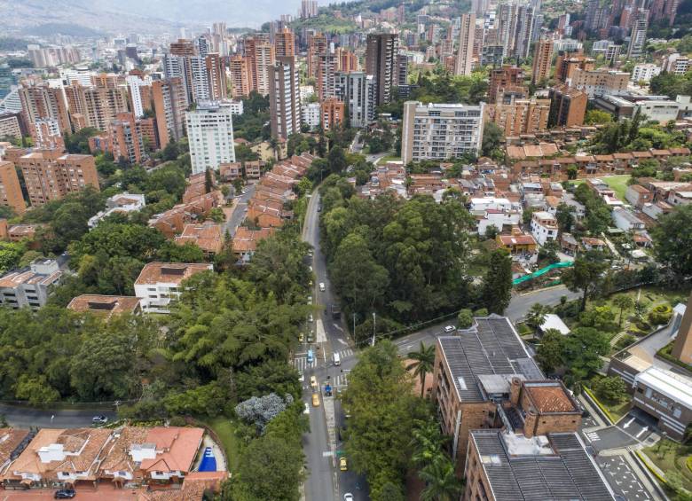 La ampliación de la Avenida 34 duplicará la capacidad de la conexión vial entre La Aguacatala y Las Palmas. FOTO: ESTEBAN VANEGAS