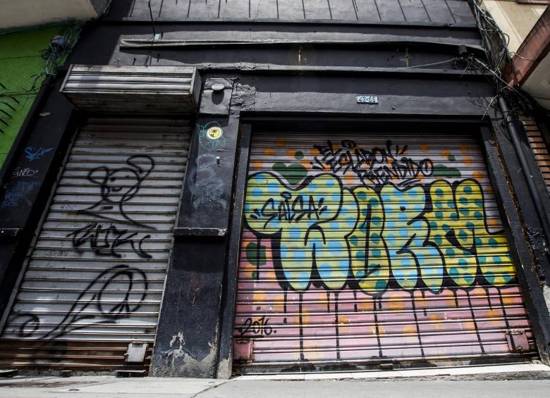 El aislamiento llevó a la quiebra a establecimientos que fueron referentes culturales del Valle de Aburrá, como El Eslabón Prendido, bar de salsa con 21 años de historia. Foto: Julio César Herrera