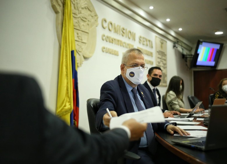 Germán Blanco, presidente de la Cámara, durante la elección de mesas directivas. FOTO Colprensa