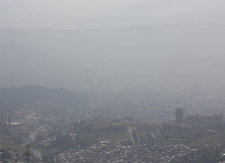 Un año de contaminación en Medellín