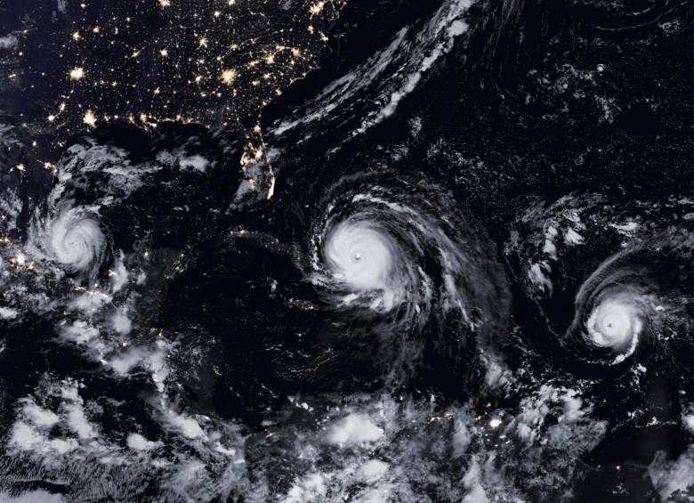 Vista aérea de los huracanes Irma, José y Katia. FOTO AFP