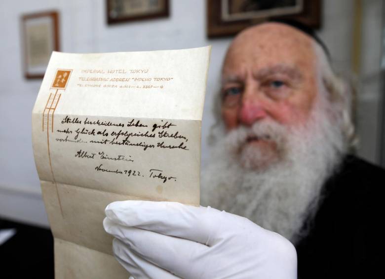 A las notas las han llamado la teoría de la felicidad. FOTO: AFP