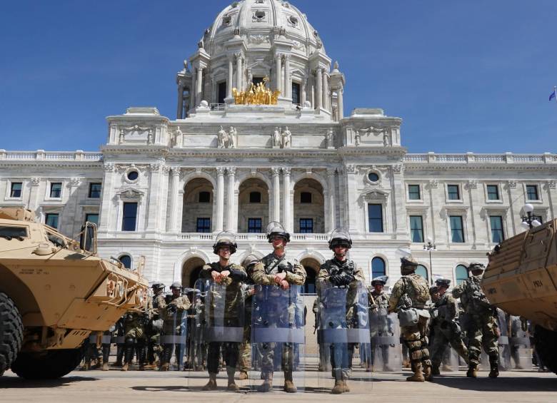 Miembros de la Guardia Nacional de Minnesota. FOTO AFP