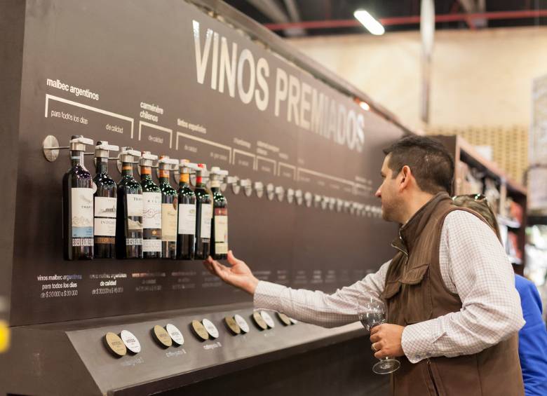 El concurso de cata es muy aceptado y ha crecido con los años. En 2006 compitieron vinos en 10 categorías. FOTO archivo colprensa