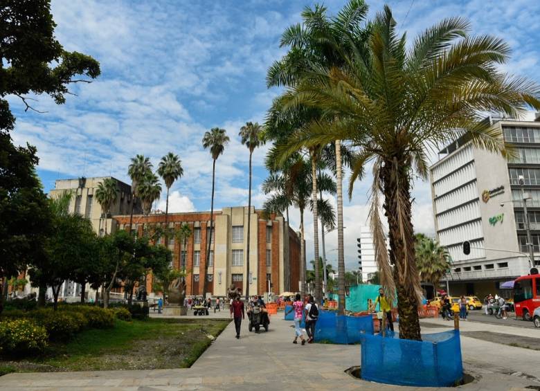 Las obras del Paseo de Bolívar II incluyen la siembra de 37 nuevos árboles en el centro de Medellín. FOTO: CORTESÍA DE LA ALCALDÍA.