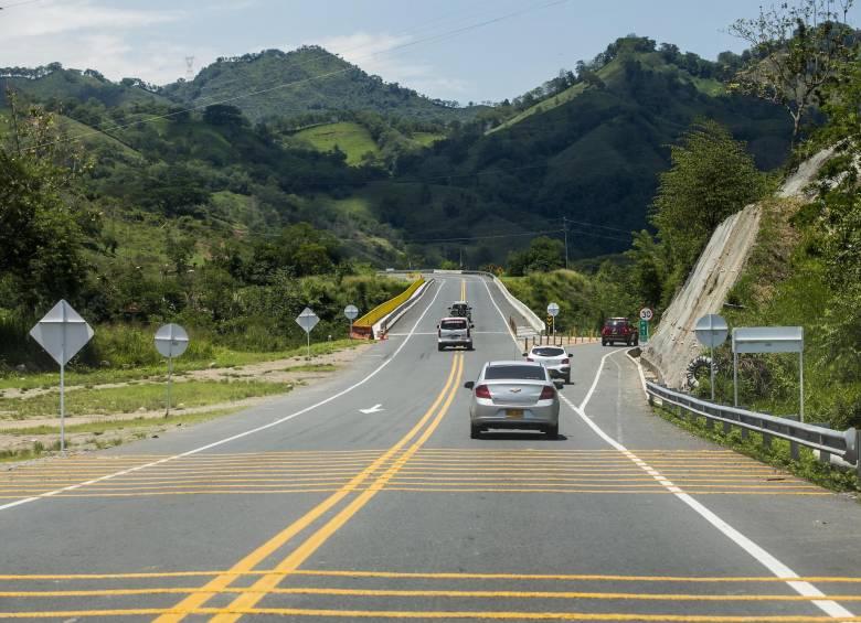 El Gobierno espera culminar los proyectos de 4G y continuar con los de 5G. En la foto, la conexión Pacífico 3. FOTO Julio herrera