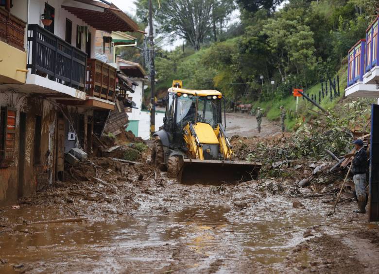 Las labores de limpieza se mantienen. FOTO JAIME PÉREZ