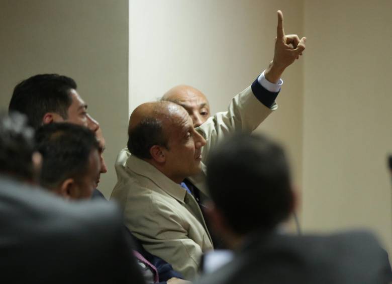 La Fiscalía formuló imputación en contra de seis médicos cirujanos plásticos, por su presunta responsabilidad en los delitos de fraude procesal y falsedad en documento privado. FOTO colprensa