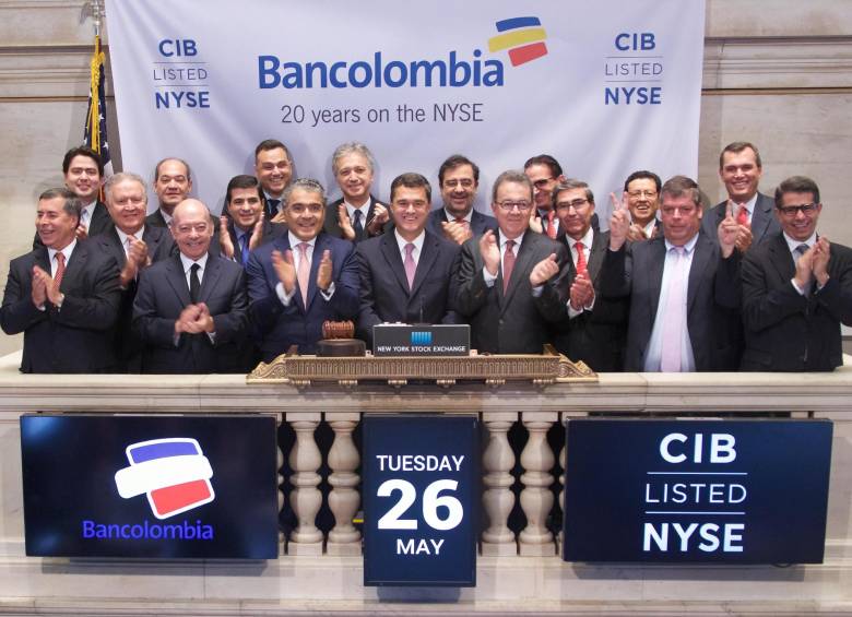 Las directivas en pleno de Bancolombia estuvieron presentes en la celebración de ayer en Nueva York. FOTO CORTESÍA