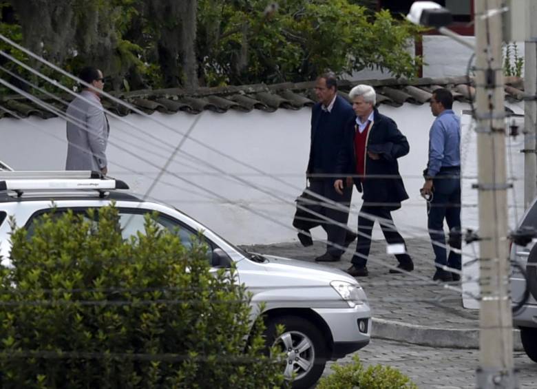 Los diálogos en Quito avanzan sin que se haya conseguido el cese el fuego bilateral. FOTO AFP