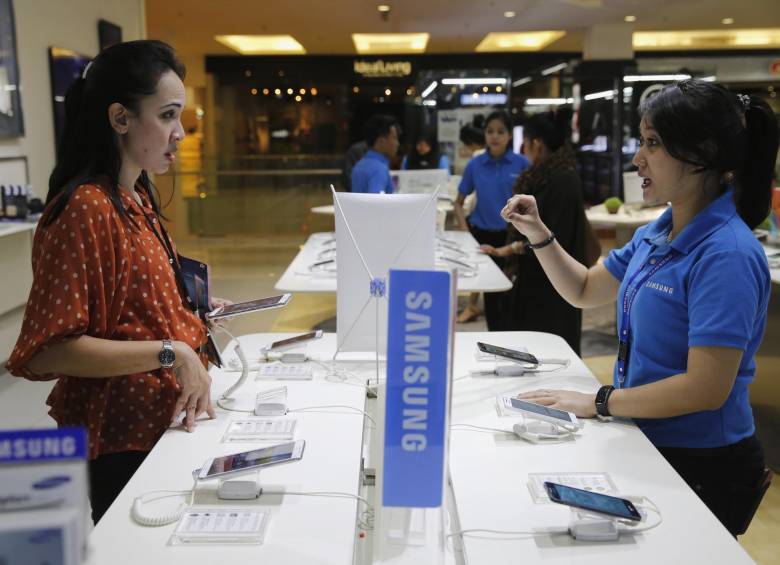 La nueva tecnología de Samsung opera en las bandas de alta frecuencia de entre 30 y 300 GHz. FOTO Reuters
