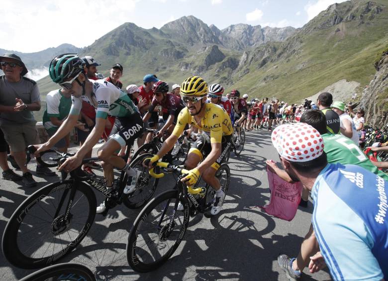 Por el momento se ha barajado la posibilidad que el Tour de Francia se realice sin público, lo cual no fue bien visto por el pelotón ciclístico. FOTO efe