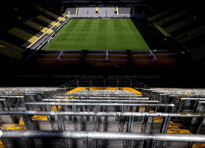 Vacíos, así estarán los estadios en Holanda durante todo este semestre. FOTO EFE