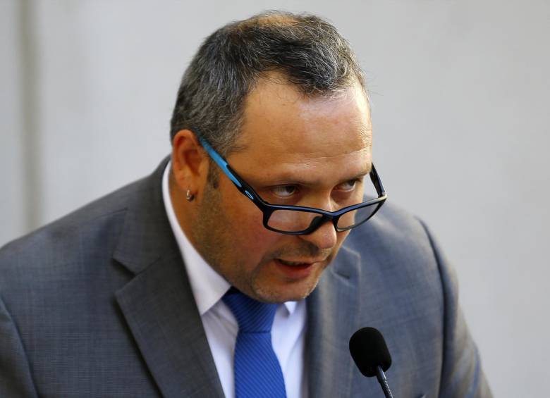 “Deseo poner énfasis en que no he cometido ilícito alguno ni delito funcionario, como algunos medios (de comunicación) han sugerido”, aseguró Sebastián Dávalos, primogénito de Michelle Bachelet, al referirse a una operación inmobiliaria que le reportó a la empresa de su esposa beneficios por valor de unos cuatro millones de dólares. FOTO REUTERS
