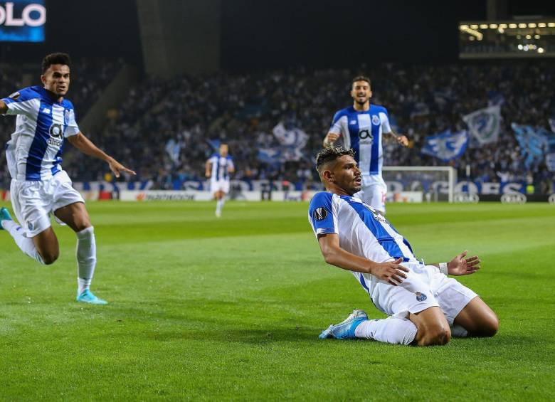 El delantero Francisco “Tiquinho” Soares celebra el primer gol ante Young Boys por la Liga de Europa. FOTO TOMADA DEL PORTO FC