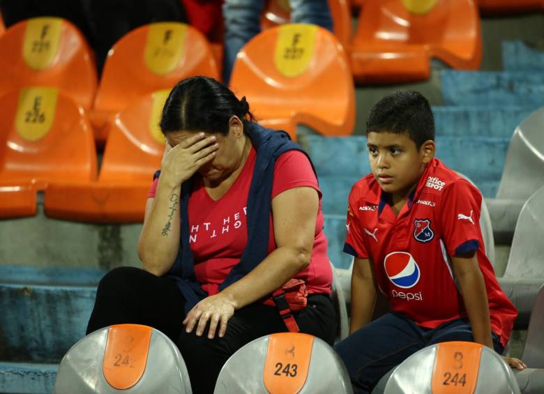 “Nos quedan dos partidos para la salvación”, dice Bobadilla a la afición del DIM