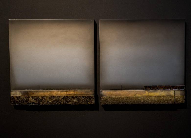 “Esos pequeños formatos hablan de una inmensidad. Allí no sucede nada, pero uno siente que el tiempo cruza por esos espacios”. 