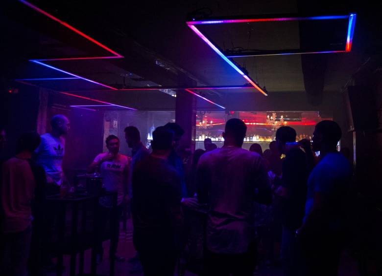 Club perro negro, bar de reguetón en El Poblado. Foto: Jaime Pérez