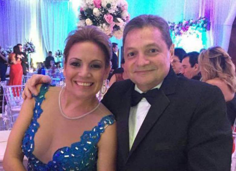 Foto del concejal Ruben Marino y su esposa. Tomada: Eluniversal.com 