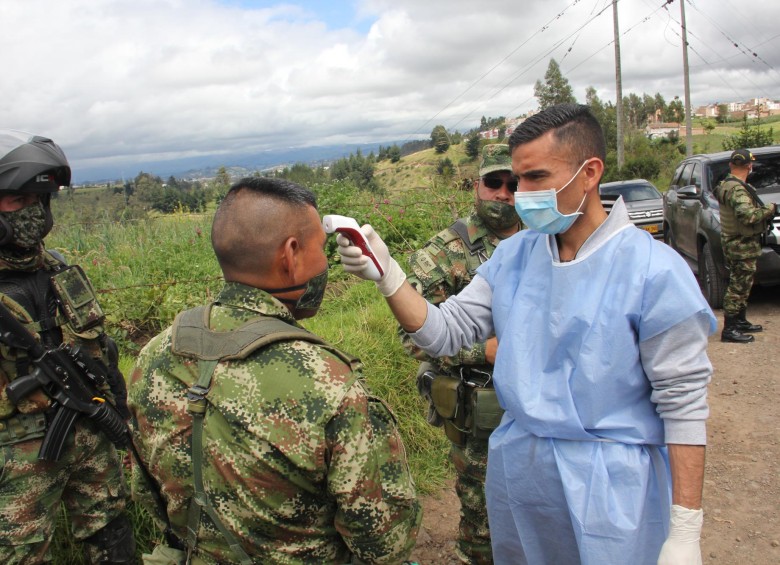 El Ejército ordenó hacer pruebas de coronavirus a todo el personal de la instalación militar. FOTO Colprensa