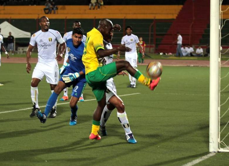 Este lunes, en duelo disputado en el estadio Alfonso López de Bucaramanga, el equipo santandereano superó 2-0 a Dépor F.C. FOTO COLPRENSA