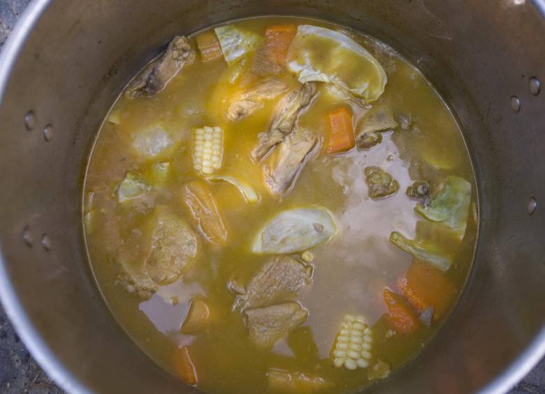 Así saben los sancochos de tres chefs de Medellín
