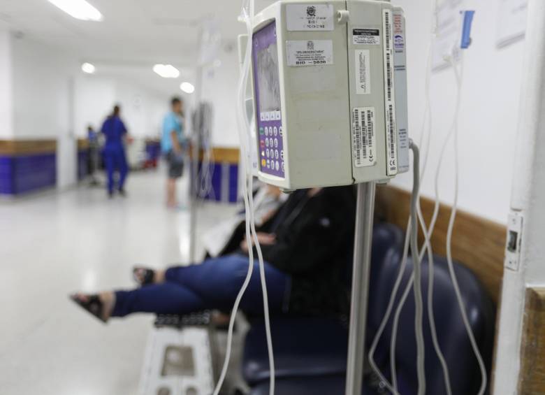 La consecución de respiradores mecánicos y la contratación de personal médico son los principales retos para ampliar la cobertura del sistema. FOTO manuel saldarriaga