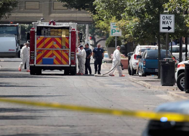 La policía continúa su investigación después de un tiroteo el 4 de agosto de 2019 en Dayton, Ohio. FOTO: AFP.