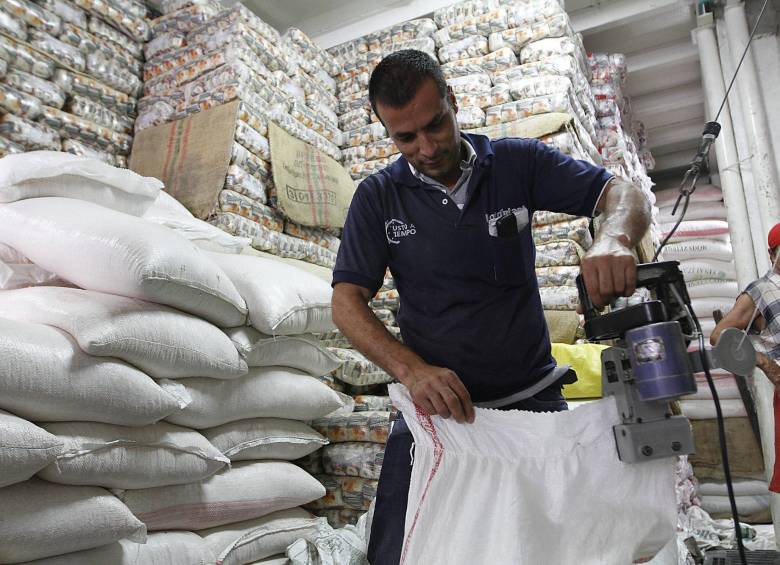 El alza promedio del precio del arroz en julio de 3,65 %, presionó el costo de vida en las ciudades del Caribe. FOTO Archivo